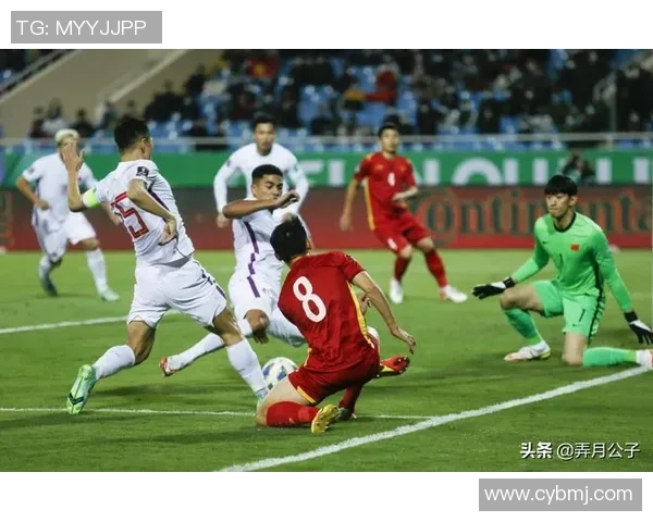 北京足球队在世界杯预选赛中的团队协作表现分析与点评